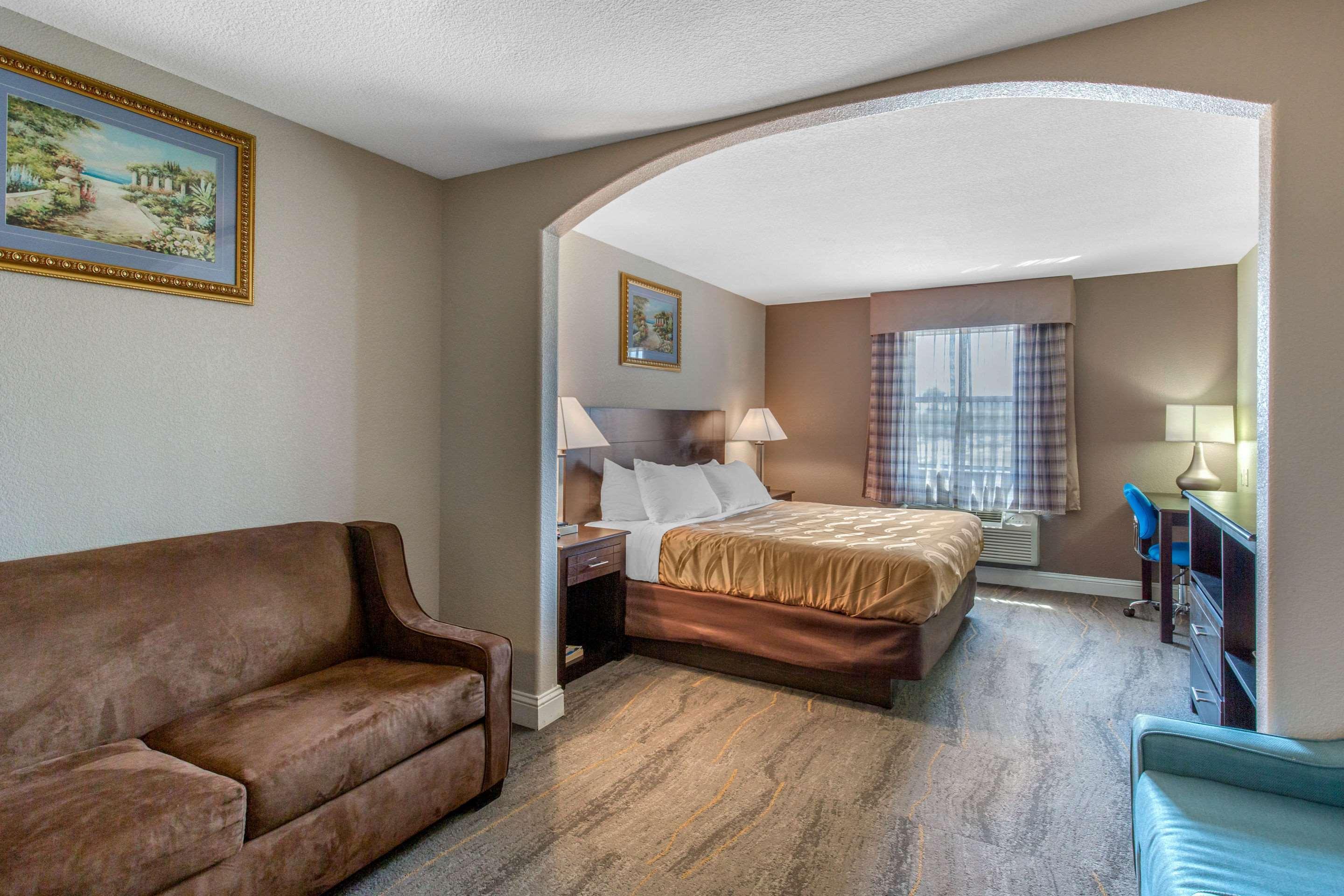 Quality Inn And Suites Port Arthur Nederland Экстерьер фото