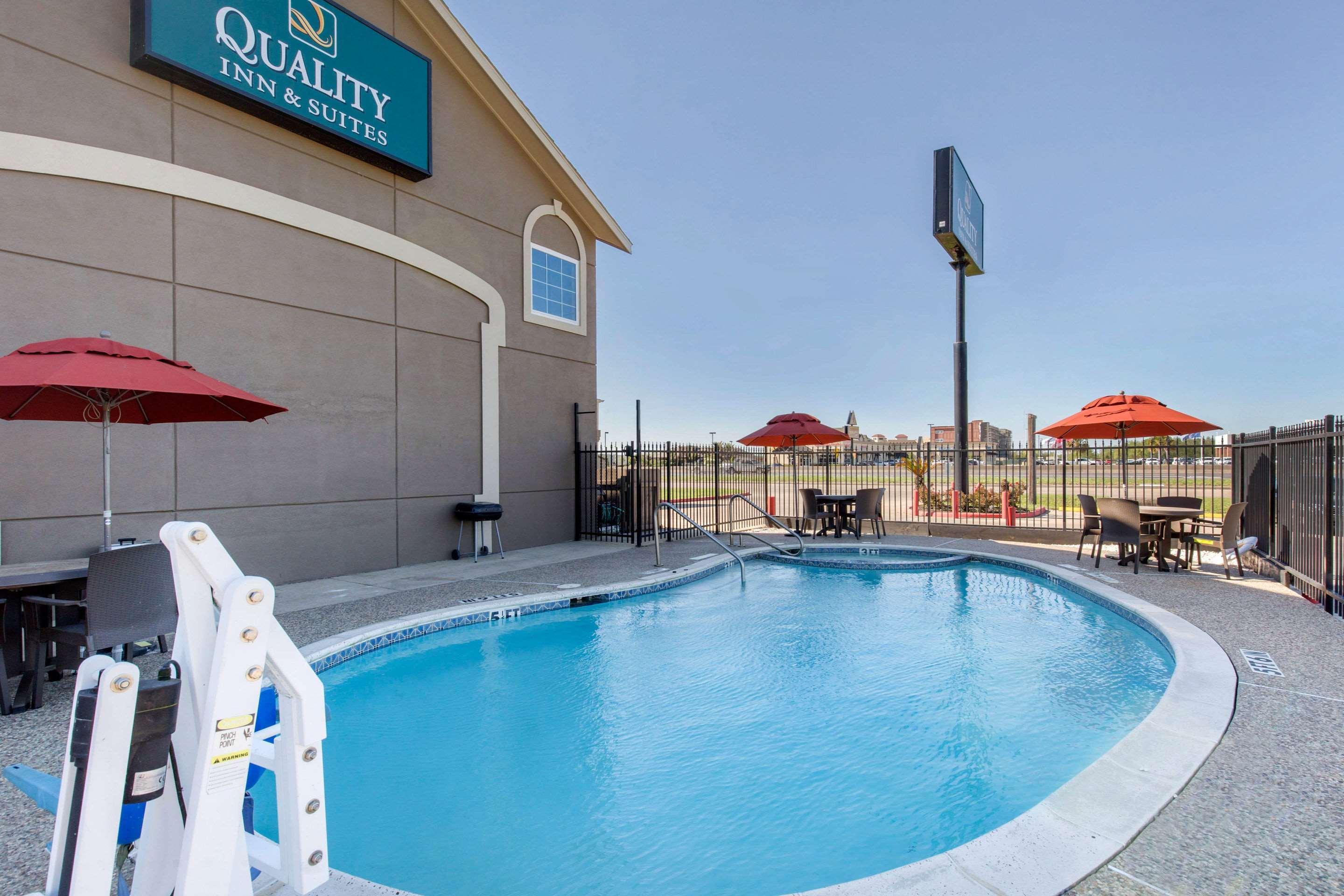 Quality Inn And Suites Port Arthur Nederland Экстерьер фото