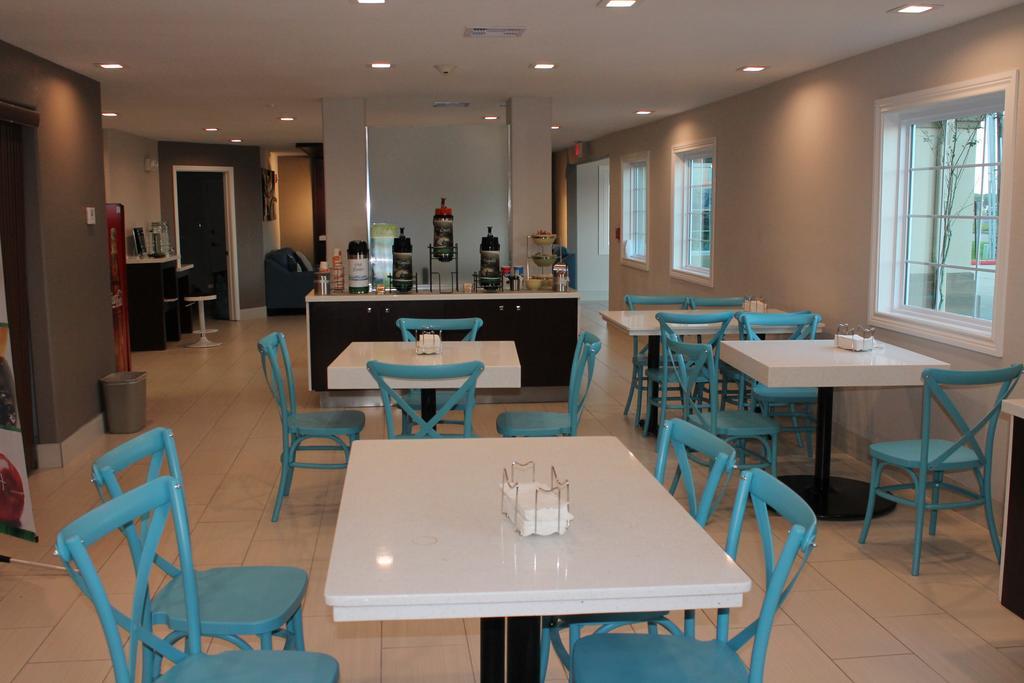 Quality Inn And Suites Port Arthur Nederland Экстерьер фото
