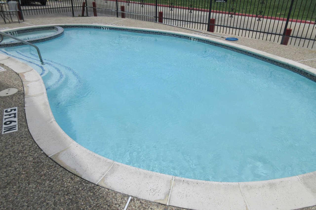 Quality Inn And Suites Port Arthur Nederland Экстерьер фото