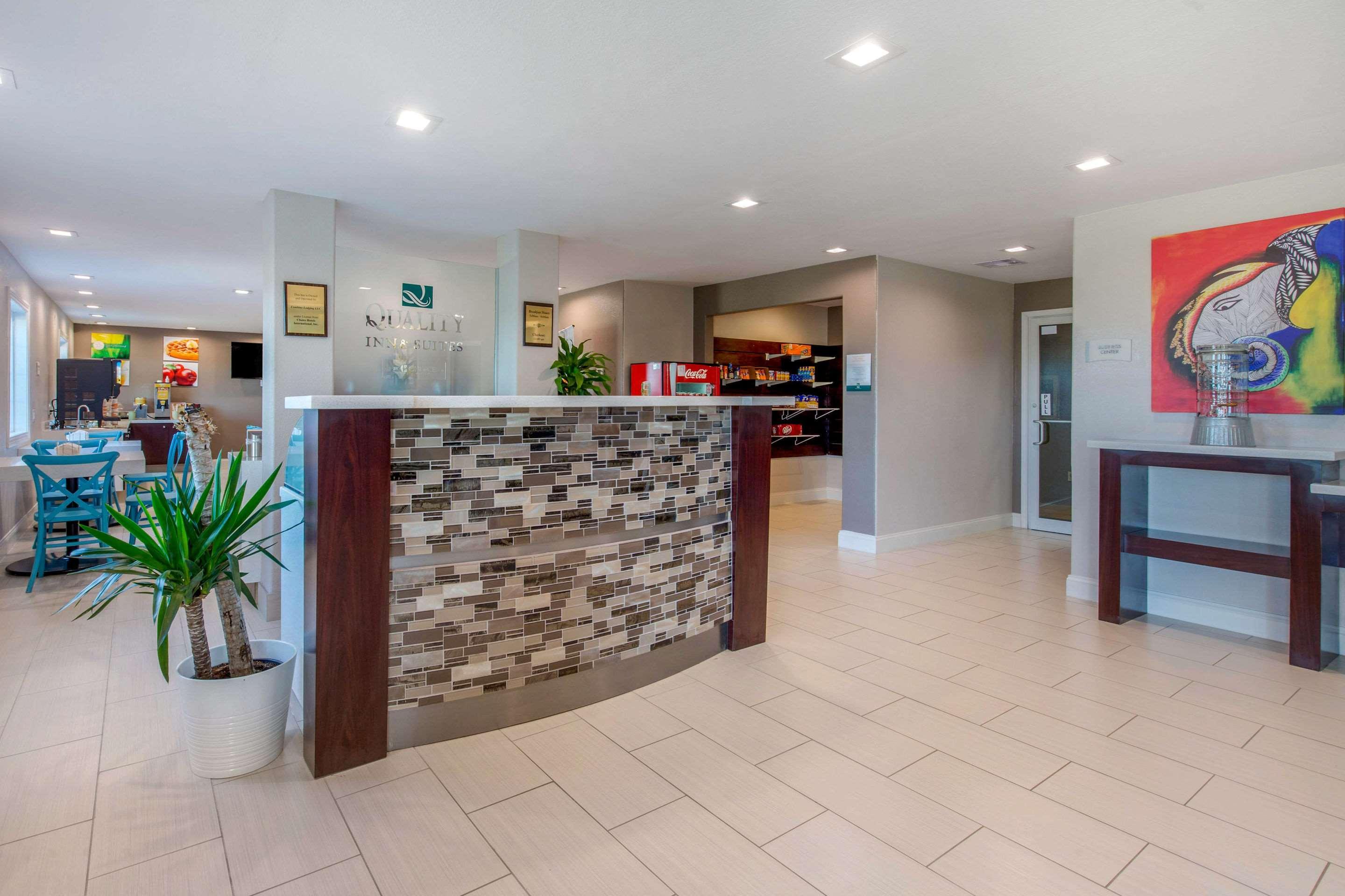 Quality Inn And Suites Port Arthur Nederland Экстерьер фото