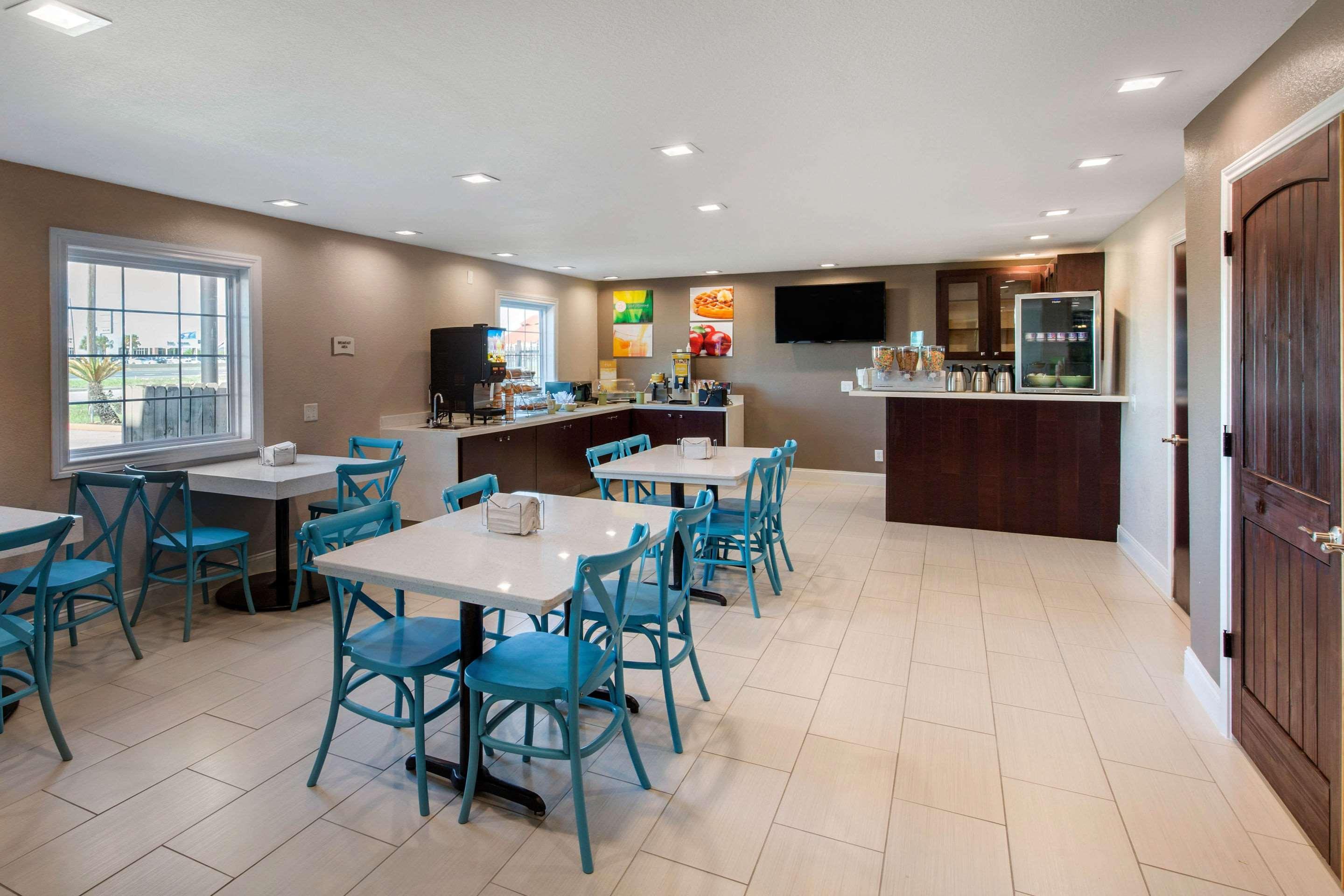 Quality Inn And Suites Port Arthur Nederland Экстерьер фото